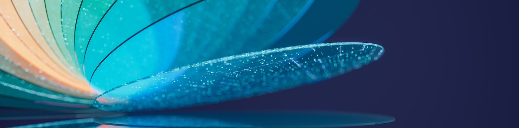 Abstrakte Visualisierung einer Cloud Datenarchitektur mit vernetzten Datenebenen zur Integration und Verarbeitung von Risikodaten
