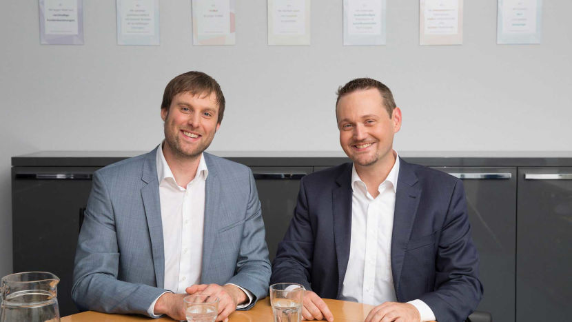 Das Foto zeigt Guido Nippe (Head of IT-Consulting) und Matthias Besenfelder (Vorstand)